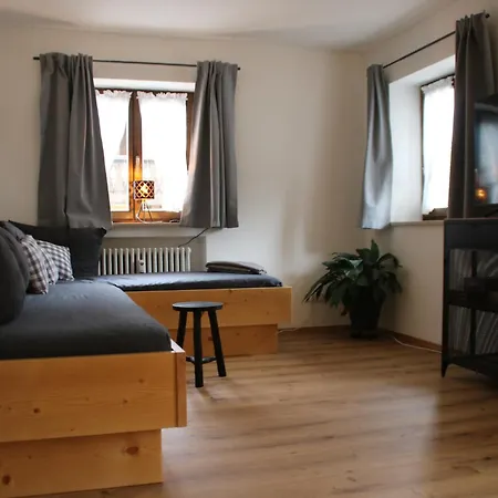Haus Florian Sprenzel Апартаменты *